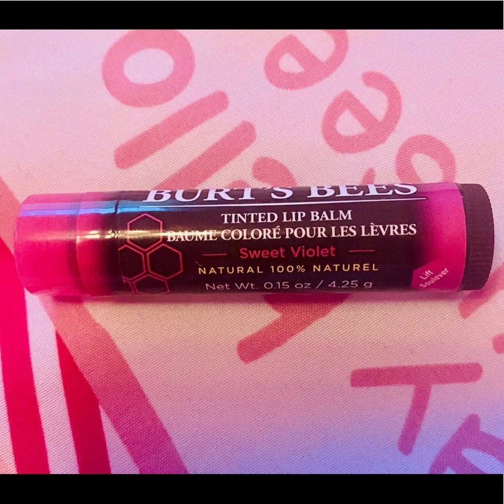 2 Full-size Burt’s Bees 🐝 Lip Balms